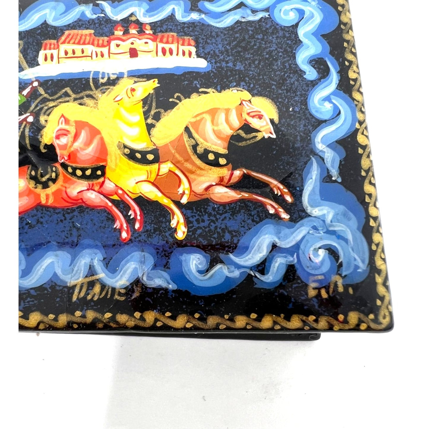 Vintage Russian Hand Painted Lacquer Trinket Box Troika Fairy Tale Red  2" x 3"