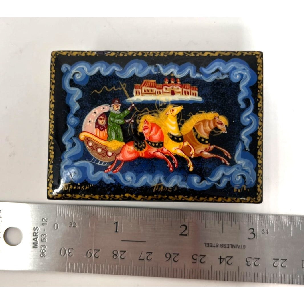 Vintage Russian Hand Painted Lacquer Trinket Box Troika Fairy Tale Red  2" x 3"